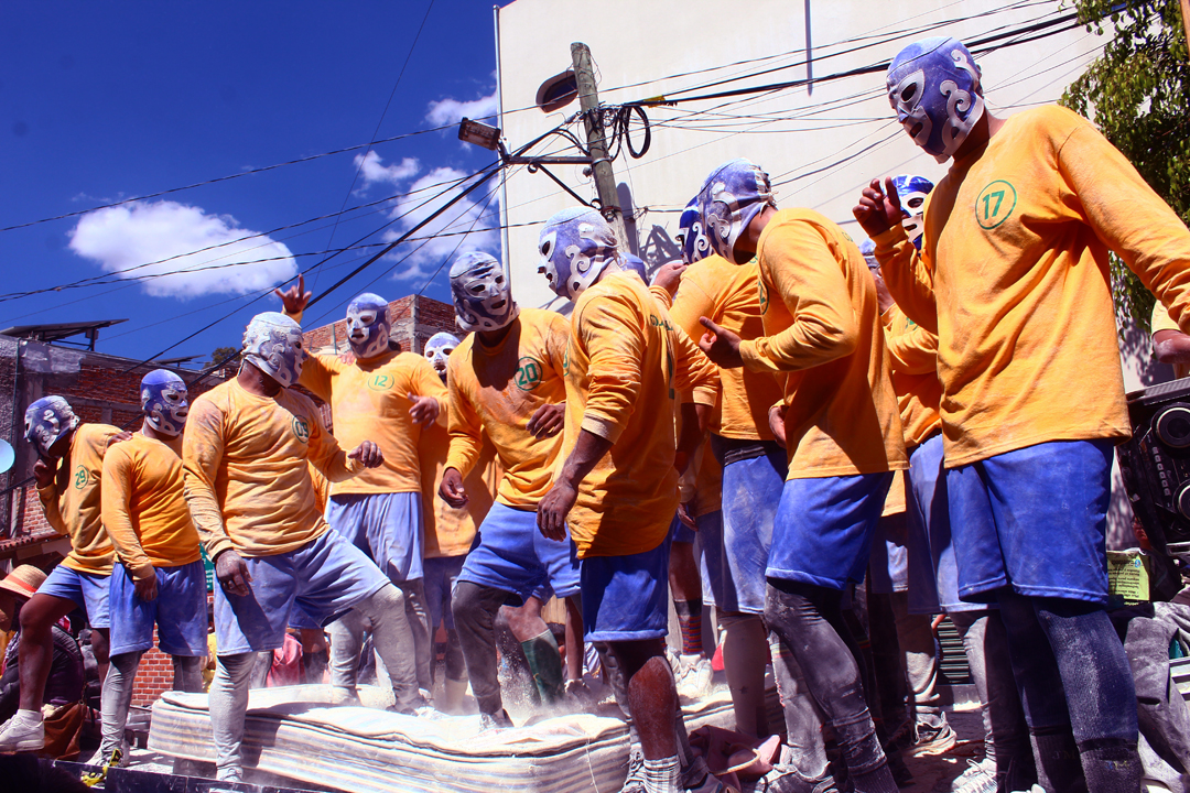 Los enmascarados